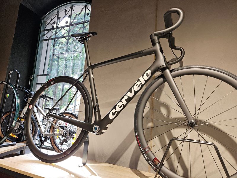 Gebrauchtes Cervélo R5 Force AXS 2024 Frameset 2024 Road & Gravel