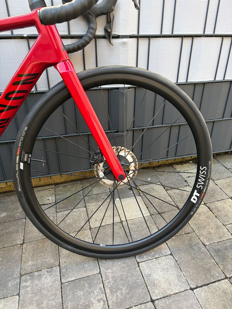 Brugt Canyon Ultimate CF SL 8 Di2 2024 2024 Road & Gravel — billede 5 af 8