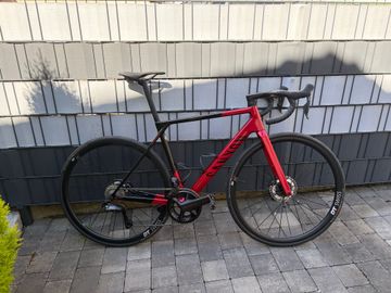 Brugt Canyon Ultimate CF SL 8 Di2 2024 2024 Road & Gravel — billede 2 af 8