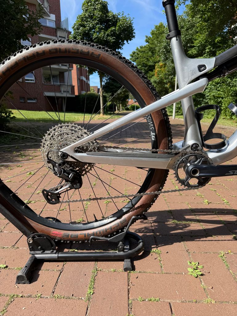 Brugt Canyon LUX Shimano Deore XT 2024 Mountainbike — billede 2 af 13