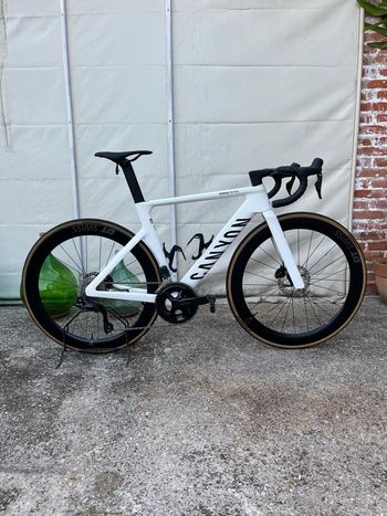Used Canyon Aeroad CF SLX 7 Di2 2025 2025 Road & Gravel