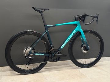 Used Bianchi Specialissima Shimano Ultegra Di2 2026 Road & Gravel