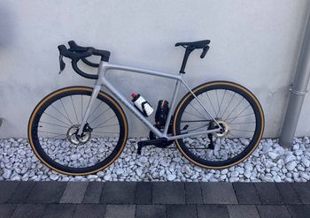 Käytetty Specialized Aethos 2 Expert - Shimano Ultegra Di2 2026 2026 Road & Gravel