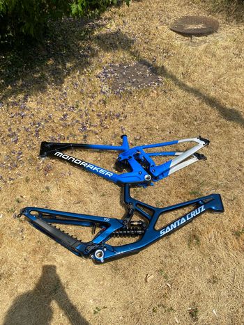 Brugt Santa Cruz V10 DH X01 2027 Frameset 2027 Mountainbike — billede 2 af 3