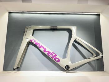 Używany Cervélo S5 Frameset Frameset 2025 Road & Gravel — zdjęcie 2 z 11