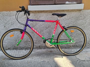 Used Shimano Custom Shimano Deore 1995 Mountainbike, Green — image 1 of 14