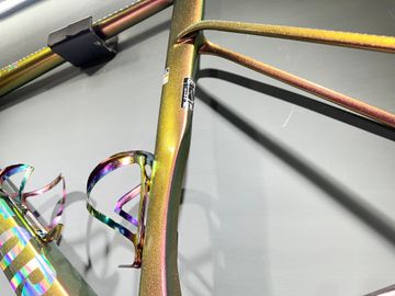 Used Factor OSTRO VAM - Frameset Premium 2025 Frameset 2025 Road & Gravel, Orange — image 4 of 10