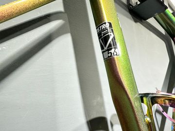 Used Factor OSTRO VAM - Frameset Premium 2025 Frameset 2025 Road & Gravel, Orange — image 8 of 10