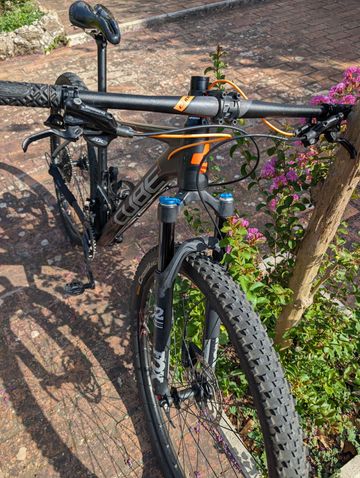 Używany CUBE Race ONE Black´n´flashred 19" 2017 Mountainbike — zdjęcie 5 z 9