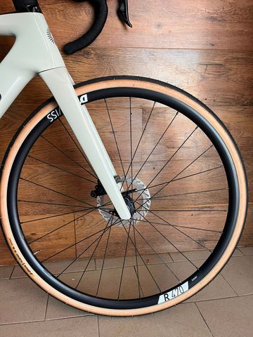 Gebrauchtes Cannondale Synapse Carbon 4 2026 2026 Road & Gravel, Hellgrau — Bild 3 von 10