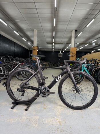 Tweedehands Liv EnviLiv SRAM RED AXS 2020 Road & Gravel