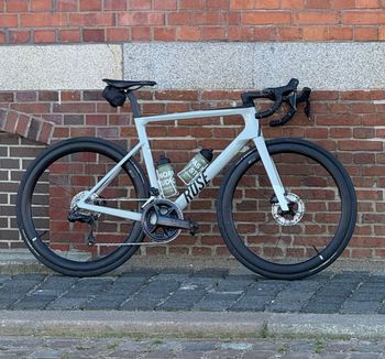 Tweedehands Rose X-LITE FOUR DISC Ultegra Di2 2022 2022 Road & Gravel