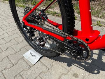 Used Trek Supercaliber 9.7 2020 2020 Mountainbike, Red, 29 — image 8 of 11