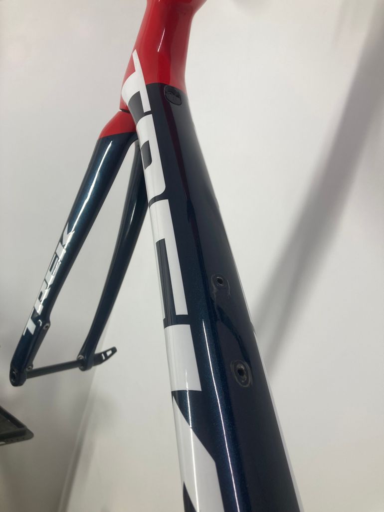 Brugt Trek Émonda SLR Disc H2 Frameset 2019 Frameset 2019 Road & Gravel — billede 3 af 13
