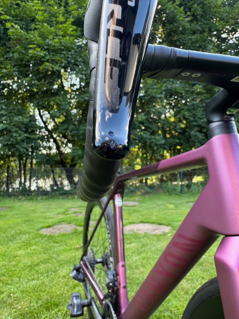 Brugt Canyon Ultimate CF SLX 8 eTap 2023 2023 Road & Gravel — billede 7 af 9