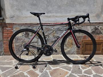 Rose X-LITE FOUR Force 2019 2019 Road & Gravel usato