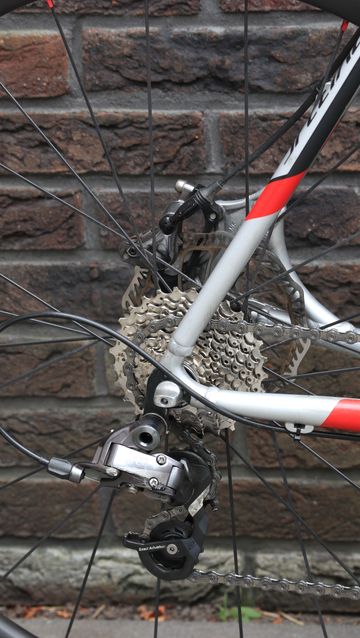 Used Specialized CruX E5 2016 Road & Gravel, Light Gray — image 13 of 18