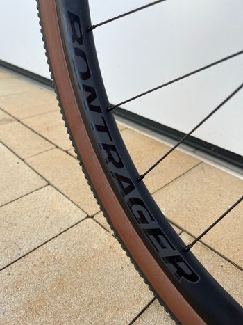 Použité Trek Checkpoint+ SL SRAM Rival eTap AXS 2023 Road & Gravel — obrázek 24 z 25