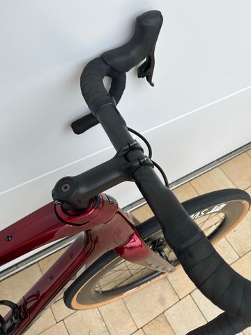 Used Trek Checkpoint+ SL SRAM Rival eTap AXS 2023 Road & Gravel, Red — image 11 of 25