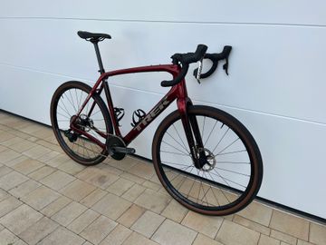 Used Trek Checkpoint+ SL SRAM Rival eTap AXS 2023 Road & Gravel, Red — image 2 of 25