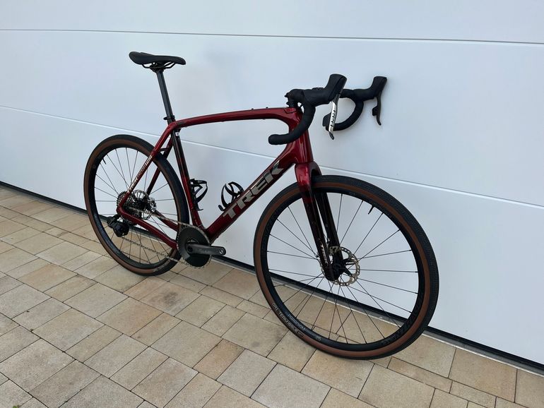 Použité Trek Checkpoint+ SL SRAM Rival eTap AXS 2023 Road & Gravel — obrázek 2 z 25