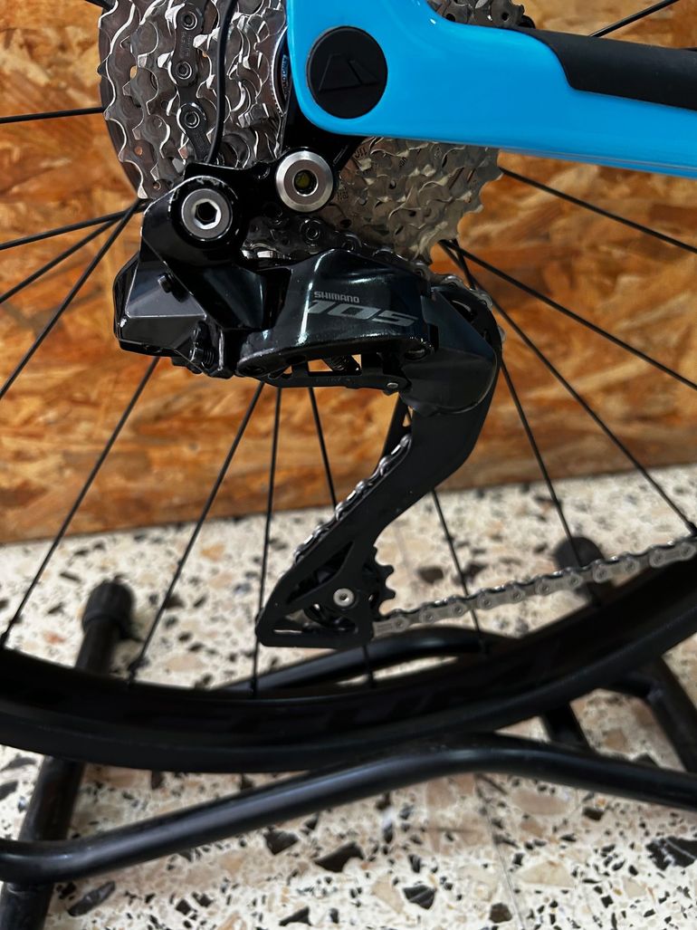 Brugt Canyon Endurace CF 7 Di2 2024 2024 Road & Gravel — billede 5 af 14