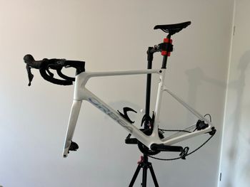 Orbea ORCA M20 2022 2022 Road & Gravel usato, Bianco — immagine 2 di 10