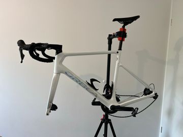 Used Orbea ORCA M20 2022 2022 Road & Gravel, White — image 2 of 10