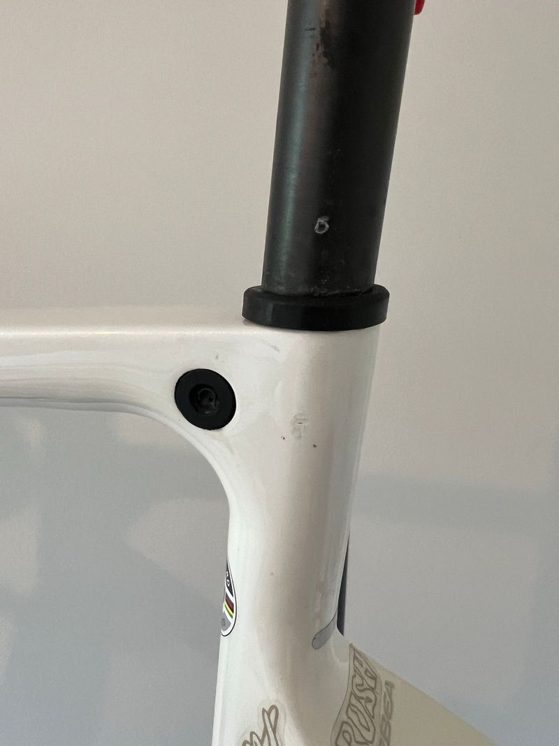 Used Orbea ORCA M20 2022 2022 Road & Gravel, White — image 8 of 10