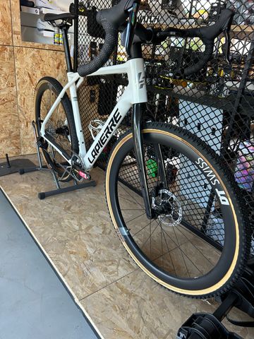 Tweedehands Lapierre Crosshill CF 8.0 2025 2025 Road & Gravel — afbeelding 2 van 4