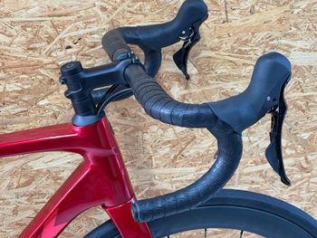 Used Trek Emonda Shimano 105 2025 Road & Gravel, Black — image 4 of 8