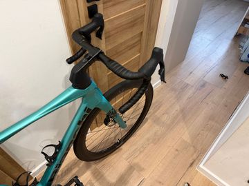 Used Bianchi Oltre COMP RIVAL ETAP AXS E1 2026 2026 Road & Gravel, Green — image 3 of 11