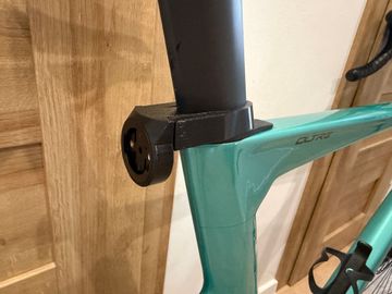 Used Bianchi Oltre COMP RIVAL ETAP AXS E1 2026 2026 Road & Gravel, Green — image 6 of 11