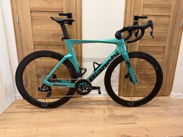 Used Bianchi Oltre COMP RIVAL ETAP AXS E1 2026 2026 Road & Gravel, Green — image 1 of 11