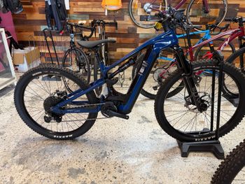 Použité Cannondale Moterra Neo Carbon 1 2024 2024 MTB