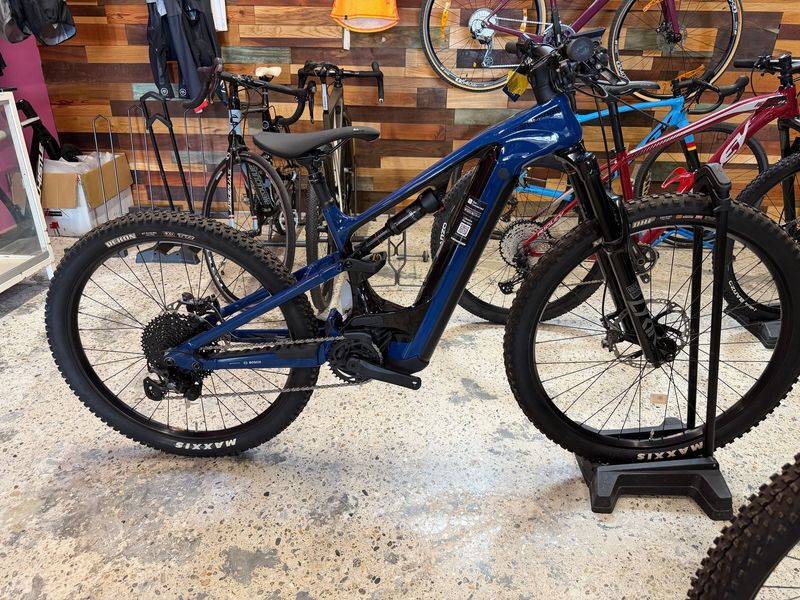 Cannondale Moterra Neo Carbon 1 2024 2024 MTB usato