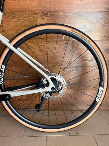 Gebrauchtes Cannondale Synapse Carbon 4 2026 2026 Road & Gravel, Hellgrau — Bild 9 von 11