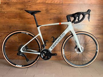 Gebrauchtes Cannondale Synapse Carbon 4 2026 2026 Road & Gravel, Hellgrau — Bild 1 von 11