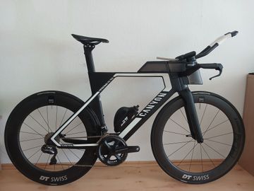 Tweedehands Canyon Speedmax CF SLX 8.0 SL 2018 2018 Road & Gravel — afbeelding 2 van 9