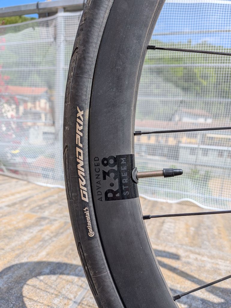 Brugt CUBE ATTAIN C:62, SLT 2025 2025 Road & Gravel — billede 3 af 9