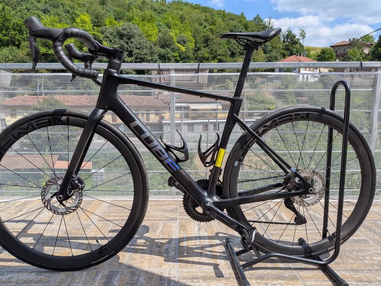 Brugt CUBE ATTAIN C:62, SLT 2025 2025 Road & Gravel — billede 2 af 9