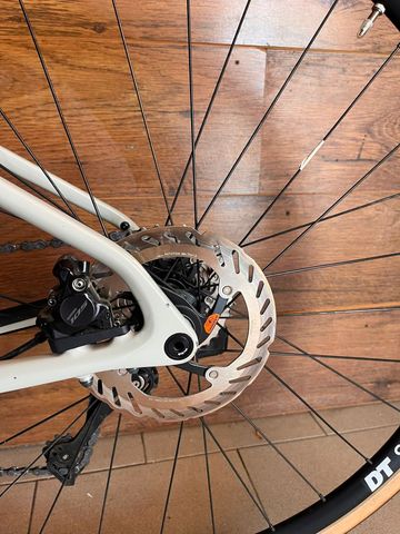 Cannondale Synapse Carbon 4 2026 2026 Road & Gravel d'occasion — image 8 sur 11