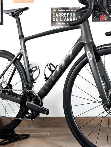 Używany Scott Addict RC 15 2022 2022 Road & Gravel — zdjęcie 5 z 21
