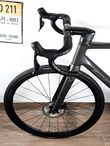 Używany Scott Addict RC 15 2022 2022 Road & Gravel — zdjęcie 9 z 21