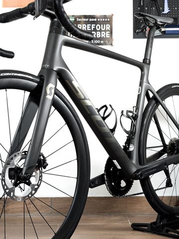 Używany Scott Addict RC 15 2022 2022 Road & Gravel — zdjęcie 6 z 21