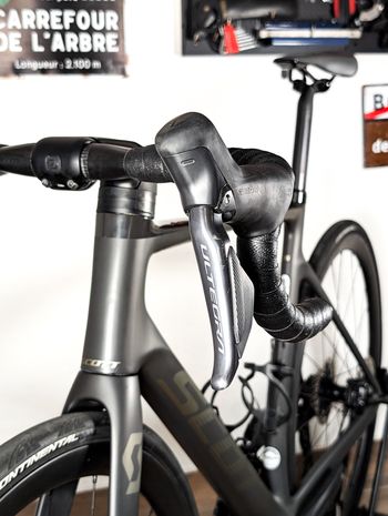 Brugt Scott Addict RC 15 2022 2022 Road & Gravel — billede 16 af 21