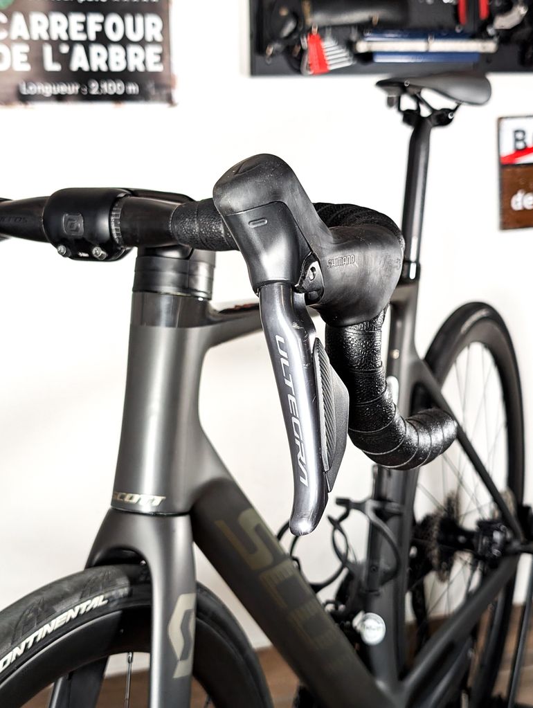 Brugt Scott Addict RC 15 2022 2022 Road & Gravel — billede 16 af 21