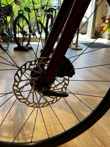 Tweedehands Giant Defy Advanced 2 2026 2026 Road & Gravel — afbeelding 2 van 5