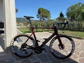 Gebrauchtes Giant Propel Advanced Pro 0 2024 2024 Road & Gravel, Rot — Bild 1 von 5