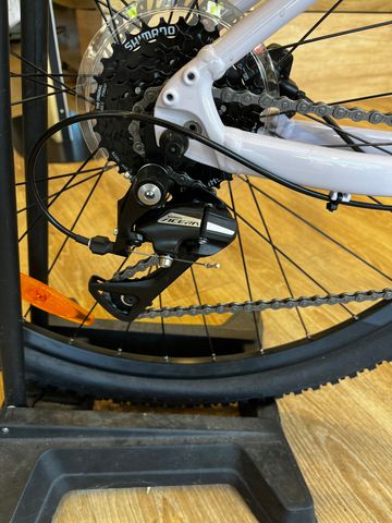 Used Liv Tempt 3 2025 2025 Mountainbike, Purple, 27.5, 29 — image 4 of 5